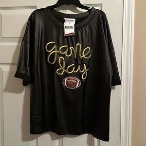 Gameday leather shirt size medium